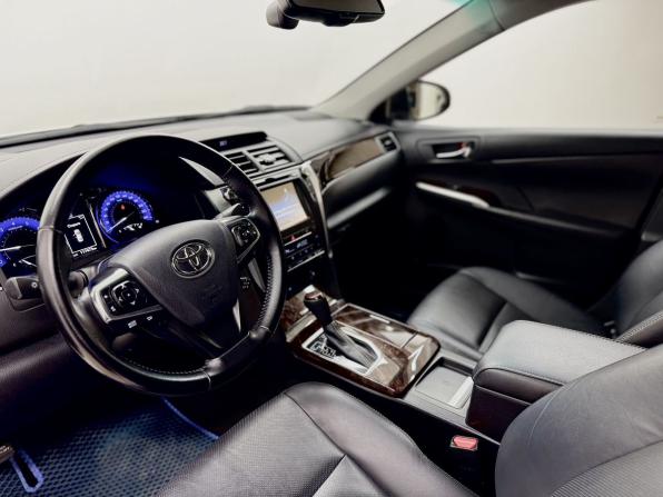 Toyota Camry VII (XV50) Рестайлинг с пробегом 2017 года, цена 2 450 000 рублей, 117473 км, седан, Автокод Объявления