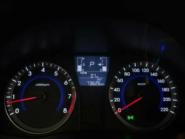 Hyundai Solaris I Рестайлинг с пробегом 2016 года, цена 1 070 000 рублей, 73626 км, седан, Автокод Объявления