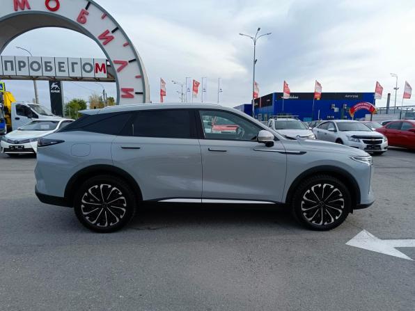 Exeed RX с пробегом 2023 года, цена 2 899 995 рублей, 60001 км, внедорожник, Автокод Объявления