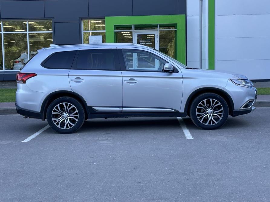 Mitsubishi Outlander III Рестайлинг 2 Ярославль  - изображение 4