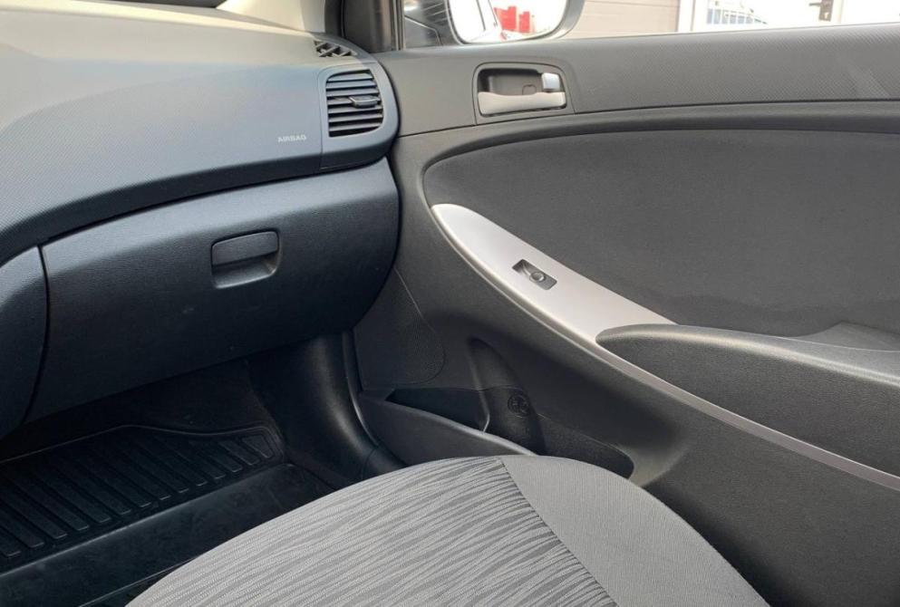 Hyundai Solaris I Красноярск  - изображение 19
