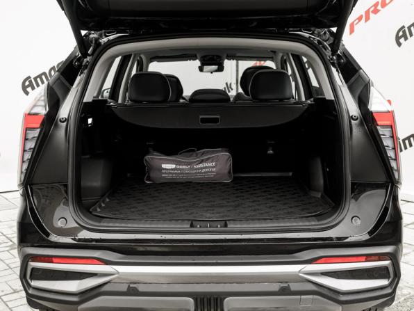 Geely Atlas II с пробегом 2024 года, цена 3 050 000 рублей, 17251 км, внедорожник, Автокод Объявления