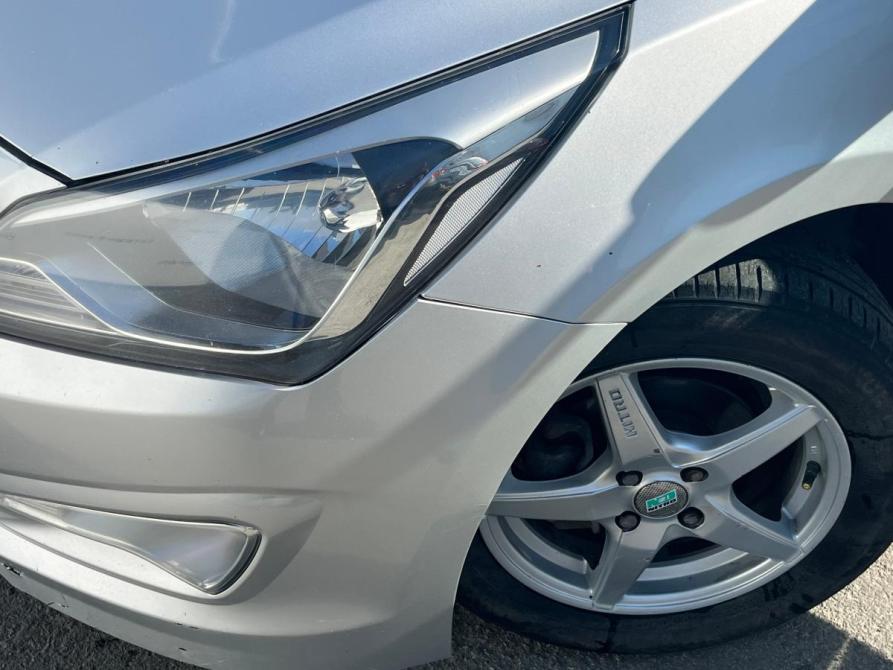 Hyundai Solaris I Рестайлинг Курган  - изображение 13