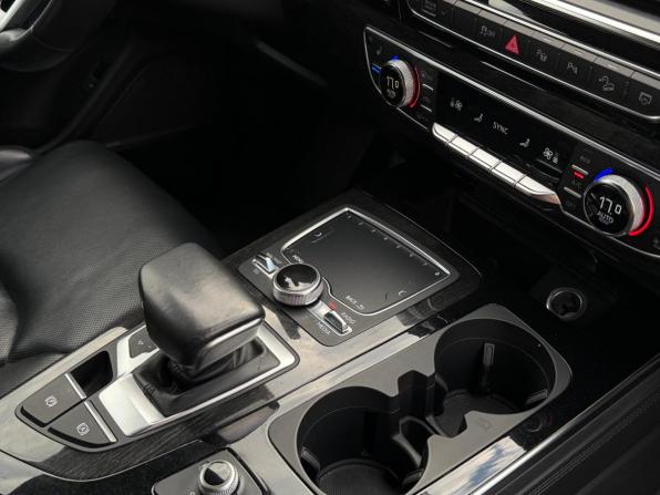 Audi Q7 II (4M) с пробегом 2019 года, цена 3 299 000 рублей, 330000 км, внедорожник, Автокод Объявления