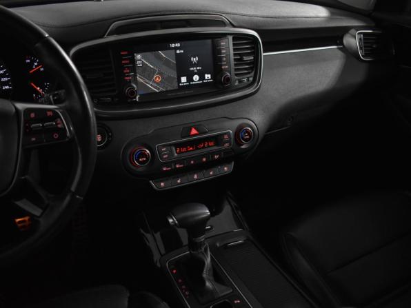 Kia Sorento III Prime Рестайлинг с пробегом 2018 года, цена 2 450 000 рублей, 168000 км, внедорожник, Автокод Объявления