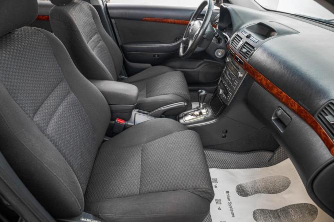 Toyota Avensis II с пробегом 2005 года, цена 899 000 рублей, 325000 км, седан, Автокод Объявления