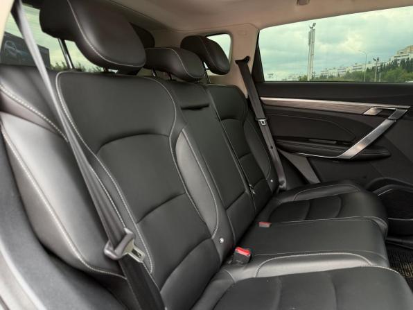 Geely Atlas Pro с пробегом 2023 года, цена 1 995 000 рублей, 98514 км, внедорожник, Автокод Объявления