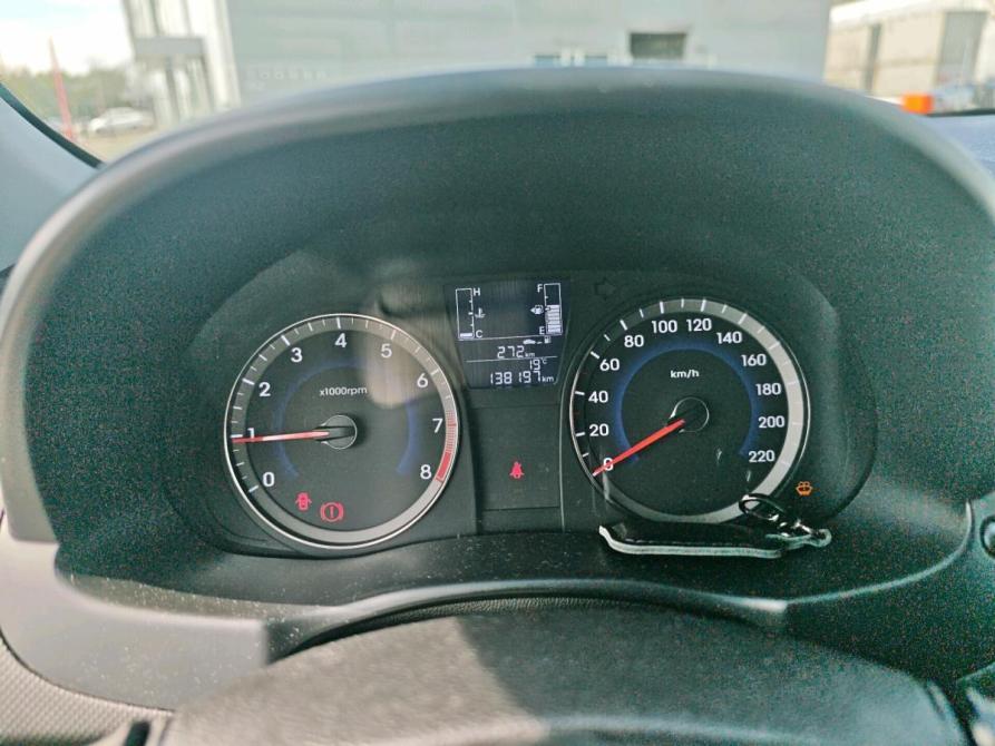 Hyundai Solaris I Рестайлинг Санкт-Петербург  - изображение 11