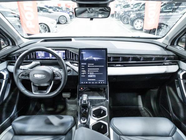 Geely Atlas II с пробегом 2024 года, цена 2 975 000 рублей, 21066 км, внедорожник, Автокод Объявления