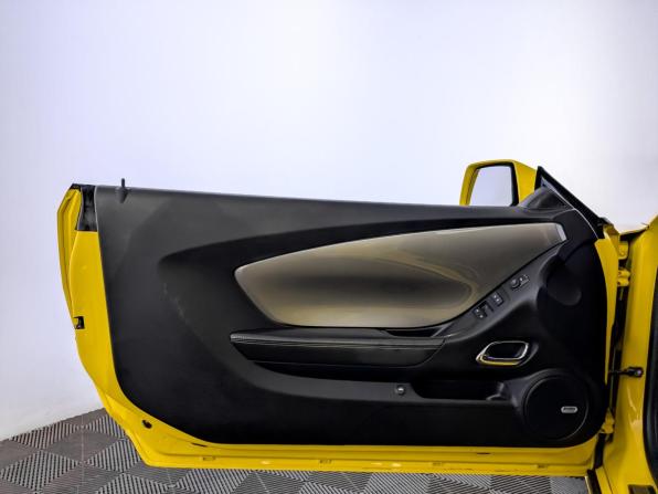 Chevrolet Camaro V с пробегом 2012 года, цена 2 520 000 рублей, 127804 км, купе, Автокод Объявления