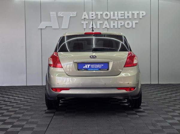 Kia Ceed I Рестайлинг с пробегом 2012 года, цена 799 000 рублей, 185000 км, хэтчбек, Автокод Объявления