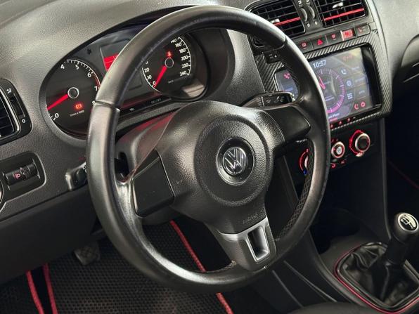 Volkswagen Polo V с пробегом 2012 года, цена 550 000 рублей, 336700 км, седан, Автокод Объявления