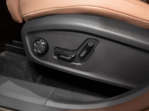 Geely Atlas II с пробегом 2026 года, цена 3 450 000 рублей, 17 км, внедорожник, Автокод Объявления