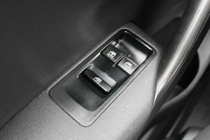 Volkswagen Polo V с пробегом 2012 года, цена 795 000 рублей, 124000 км, седан, Автокод Объявления