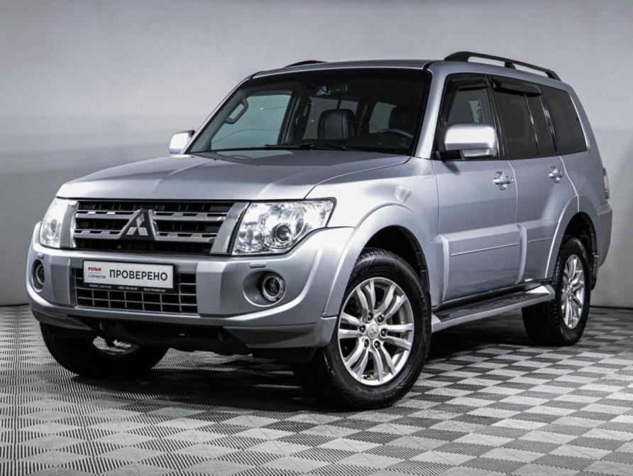 Mitsubishi Pajero IV Рестайлинг 1 Москва  - изображение 1