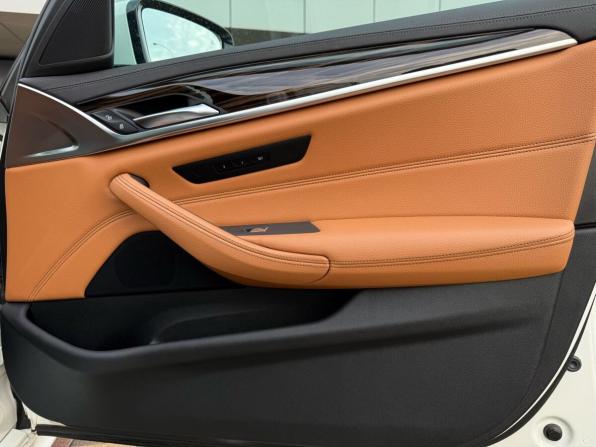 BMW 5 серии VII (G30/G31/G38) Рестайлинг с пробегом 2021 года, цена 4 800 000 рублей, 45496 км, седан, Автокод Объявления