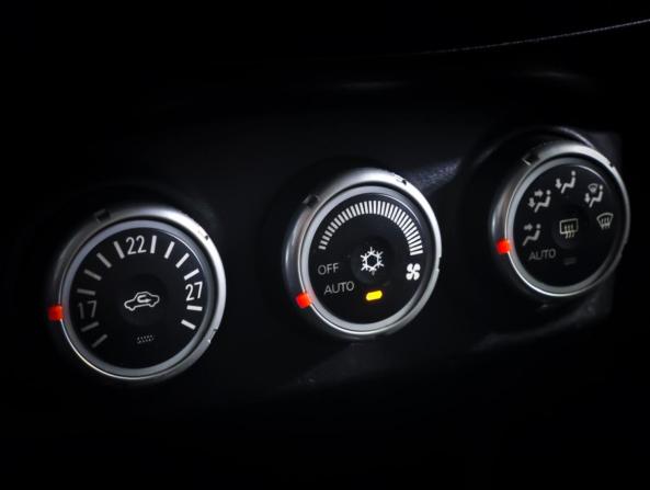 Mitsubishi Outlander II с пробегом 2007 года, цена 850 000 рублей, 369906 км, внедорожник, Автокод Объявления