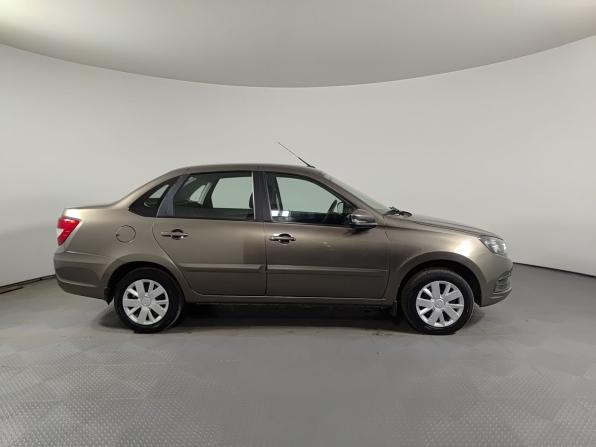 Lada (ВАЗ) Granta I Рестайлинг с пробегом 2022 года, цена 700 000 рублей, 43050 км, седан, Автокод Объявления