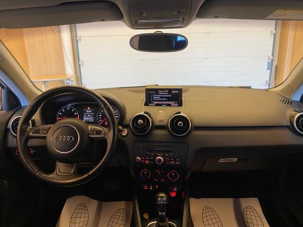 Audi A1 I (8X) с пробегом 2013 года, цена 858 000 рублей, 166000 км, хэтчбек, Автокод Объявления