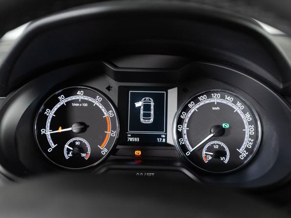 Skoda Octavia III (A7) Рестайлинг с пробегом 2018 года, цена 2 299 000 рублей, 78592 км, лифтбек, Автокод Объявления