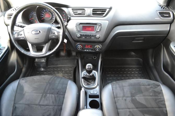 Kia Rio III с пробегом 2013 года, цена 840 000 рублей, 170122 км, седан, Автокод Объявления