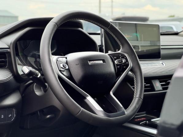 Haval Jolion I с пробегом 2023 года, цена 2 090 000 рублей, 24793 км, внедорожник, Автокод Объявления