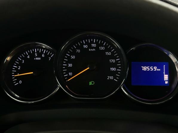 Renault Logan II с пробегом 2015 года, цена 770 000 рублей, 78558 км, седан, Автокод Объявления