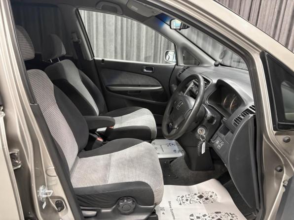 Honda Stream I с пробегом 2002 года, цена 389 000 рублей, 300000 км, минивэн, Автокод Объявления