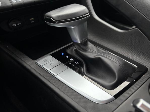 Hyundai Elantra VII (CN7) с пробегом 2021 года, цена 2 111 000 рублей, 51829 км, седан, Автокод Объявления