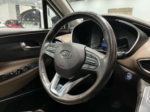 Hyundai Santa Fe IV Рестайлинг с пробегом 2022 года, цена 3 310 000 рублей, 99068 км, внедорожник, Автокод Объявления
