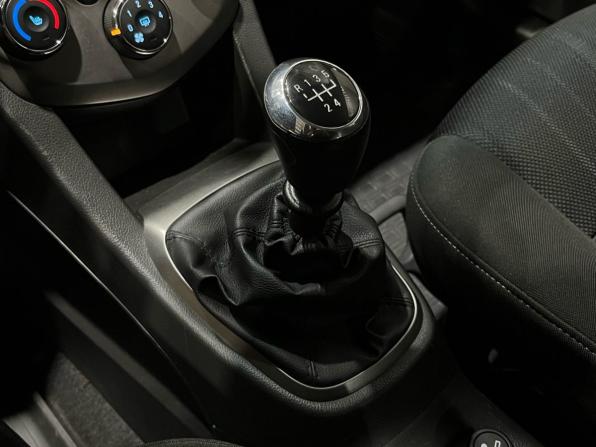 Chevrolet Aveo II с пробегом 2012 года, цена 855 000 рублей, 34600 км, седан, Автокод Объявления