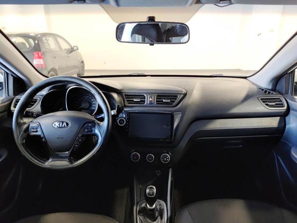 Kia Rio III Рестайлинг с пробегом 2015 года, цена 789 000 рублей, 152753 км, седан, Автокод Объявления