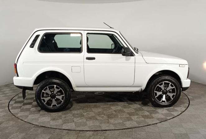 Lada (ВАЗ) Niva Legend с пробегом 2025 года, цена 970 000 рублей, 12602 км, внедорожник, Автокод Объявления