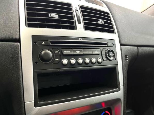 Peugeot 307 I Рестайлинг с пробегом 2007 года, цена 399 900 рублей, 295008 км, хэтчбек, Автокод Объявления