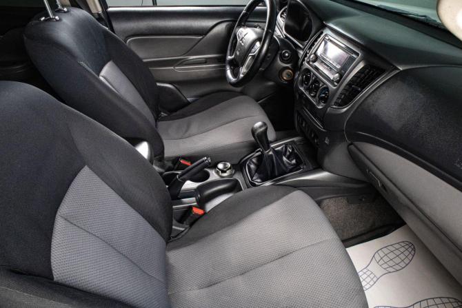 Mitsubishi L200 V с пробегом 2017 года, цена 2 589 000 рублей, 307390 км, offers.body_type.unknown, Автокод Объявления