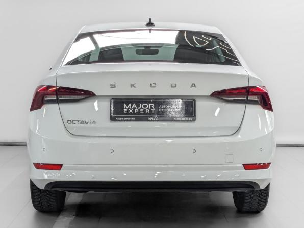 Skoda Octavia IV (A8) с пробегом 2021 года, цена 2 190 000 рублей, 65726 км, лифтбек, Автокод Объявления