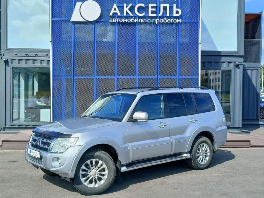 Mitsubishi Pajero IV Рестайлинг 1 Архангельск  - изображение 1