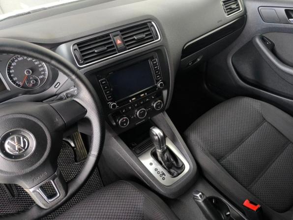 Volkswagen Jetta VI Рестайлинг с пробегом 2014 года, цена 700 647 рублей, 184540 км, седан, Автокод Объявления