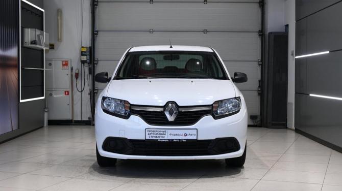 Renault Logan II с пробегом 2018 года, цена 830 000 рублей, 52000 км, седан, Автокод Объявления