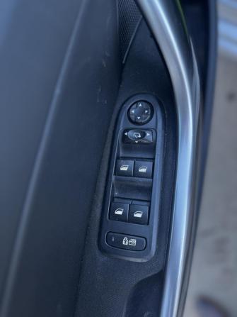 Peugeot 308 I Рестайлинг с пробегом 2011 года, цена 435 000 рублей, 239931 км, хэтчбек, Автокод Объявления