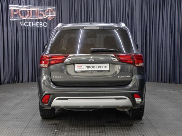 Mitsubishi Outlander III Рестайлинг 2 с пробегом 2018 года, цена 1 598 000 рублей, 160856 км, внедорожник, Автокод Объявления