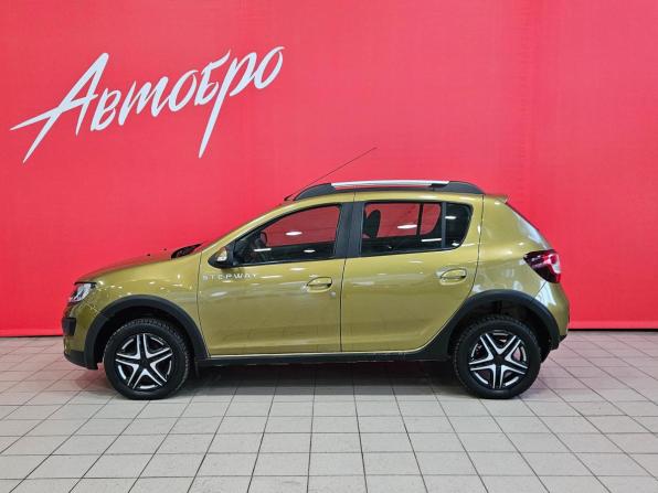 Renault Sandero II с пробегом 2016 года, цена 975 000 рублей, 90000 км, хэтчбек, Автокод Объявления