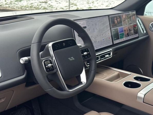 Новый Li Auto (Lixiang) L7 I Рестайлинг 2025 года, цена 8 400 000 рублей, внедорожник, Автокод Объявления