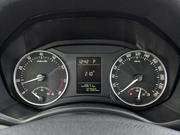 Skoda Octavia II (A5) Рестайлинг с пробегом 2011 года, цена 1 180 000 рублей, 107050 км, лифтбек, Автокод Объявления
