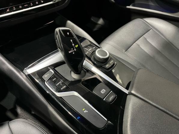 BMW 5 серии VII (G30/G31/G38) с пробегом 2018 года, цена 2 990 000 рублей, 139671 км, седан, Автокод Объявления