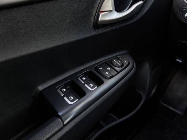 Kia Rio IV Рестайлинг с пробегом 2021 года, цена 1 850 800 рублей, 87470 км, хэтчбек, Автокод Объявления