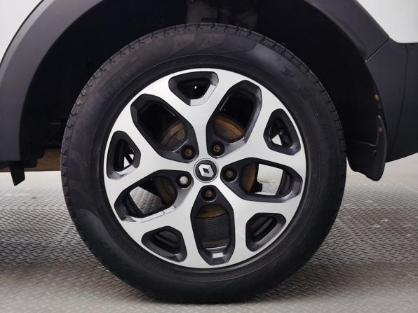 Renault Kaptur I с пробегом 2017 года, цена 1 490 000 рублей, 123039 км, внедорожник, Автокод Объявления