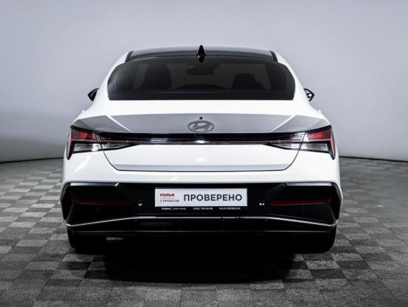 Hyundai Elantra VII (CN7) Рестайлинг с пробегом 2023 года, цена 2 110 000 рублей, 26653 км, седан, Автокод Объявления