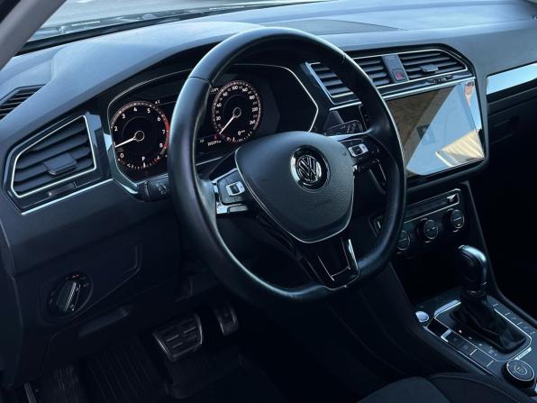 Volkswagen Tiguan II с пробегом 2018 года, цена 2 300 000 рублей, 202289 км, внедорожник, Автокод Объявления