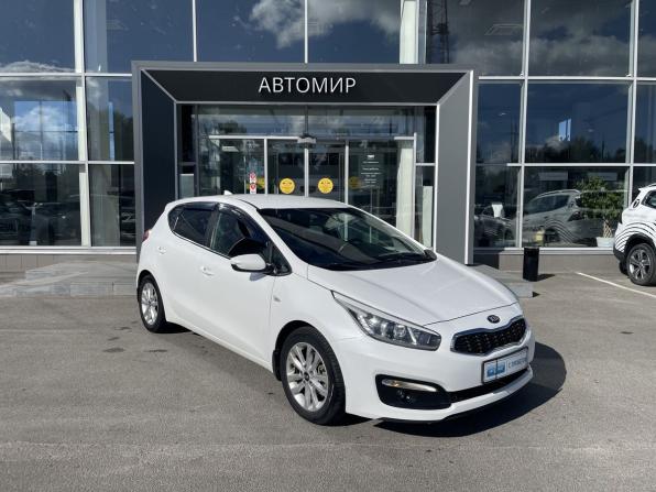Kia Ceed II Рестайлинг с пробегом 2017 года, цена 1 410 000 рублей, 96256 км, хэтчбек, Автокод Объявления